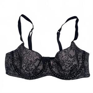Victoria's Secret Very Sexy Balconette Bra 38B Black Lace Feminine Lingerie